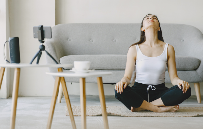 Essências para acalmar: Conheça 6 fragrâncias para relaxar, meditar e mudar o seu dia